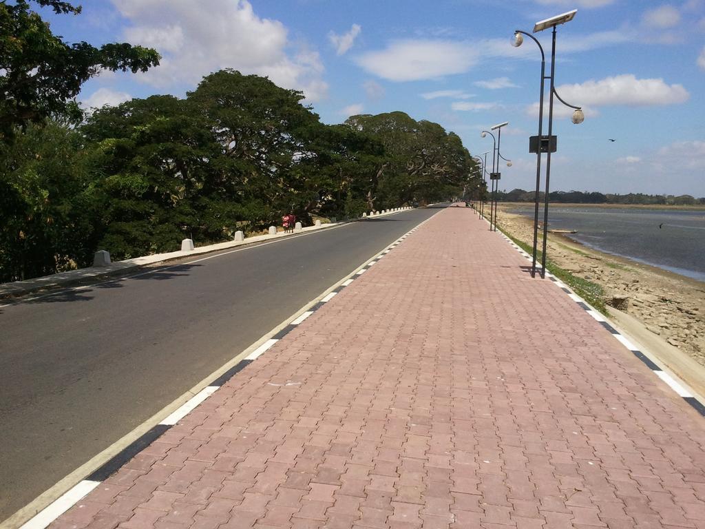 Tissa Resort Tissamaharama Buitenkant foto
