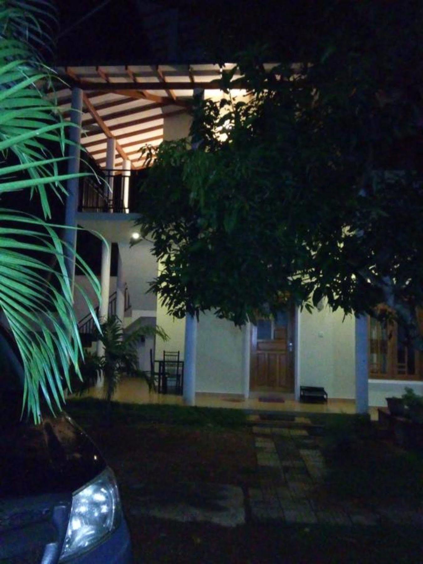 Tissa Resort Tissamaharama Buitenkant foto